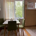 Rena - Private Parking *