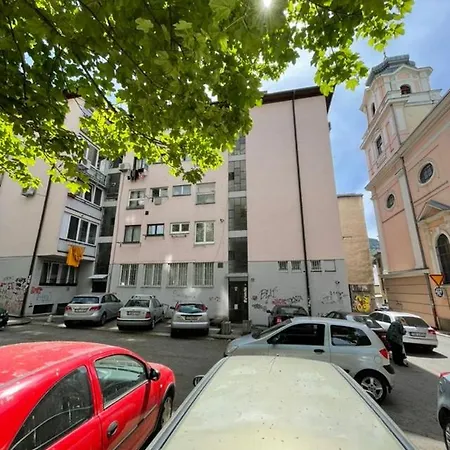 Rena - Private Parking Sarajevo